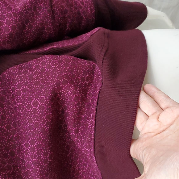 Lululemon Plum Sweater Size 6 - Picture 11 of 12